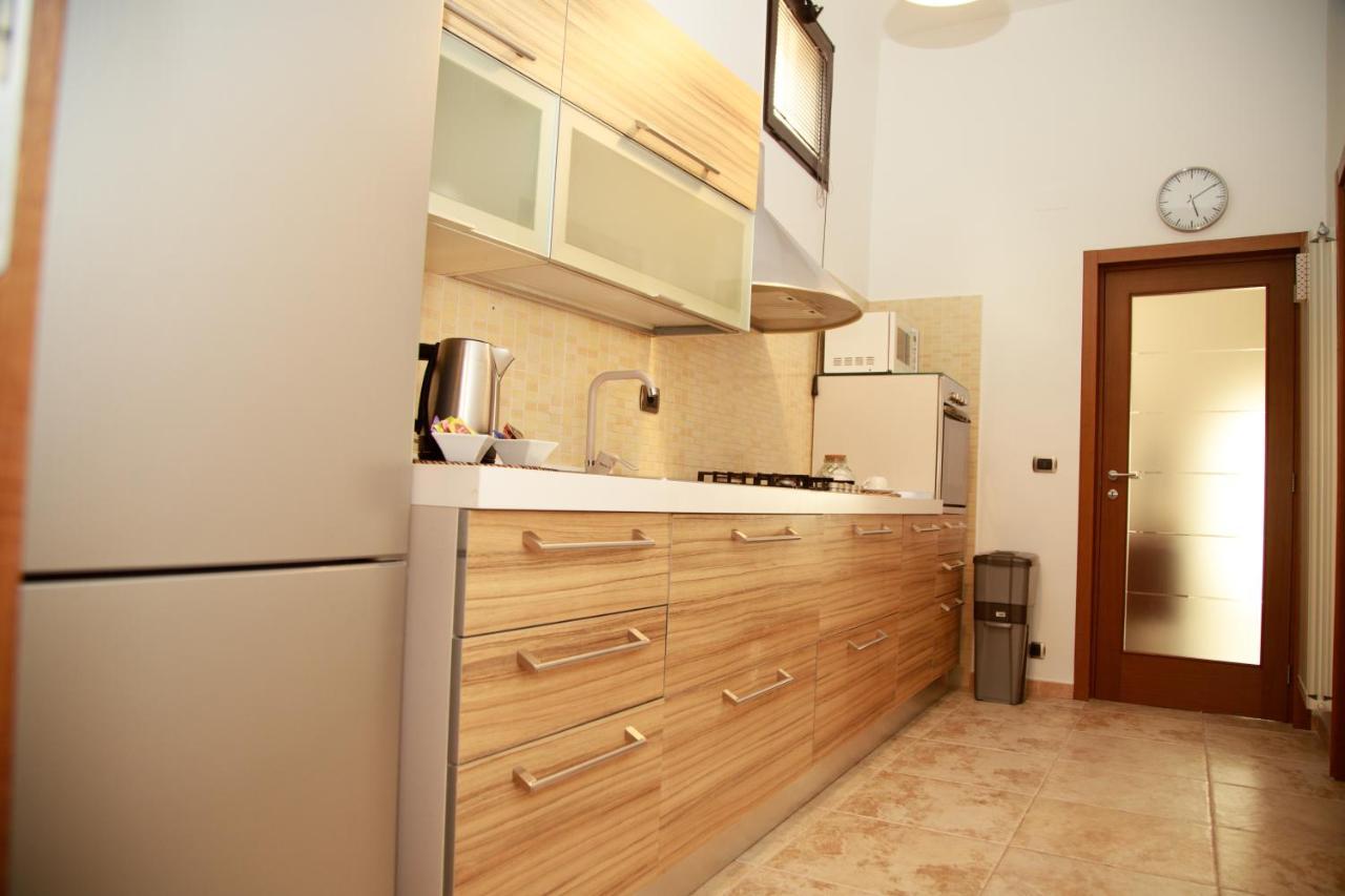 Bed and Breakfast Residenza Le Chianche Latiano Exterior foto